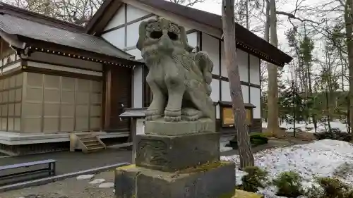 旭川神社の狛犬