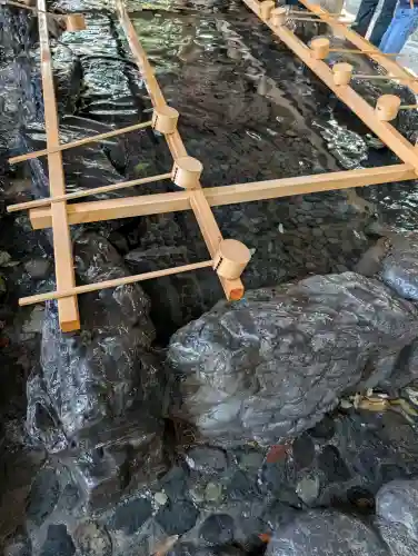 伊勢神宮内宮（皇大神宮）の{uncategorized: "未分類", other: "その他", undefined: "問題あり", building: "その他建物", grave: "お墓", sacred_gate: "鳥居", guardian: "狛犬", statue: "像", buddha: "仏像", history: "歴史", nature: "自然", garden: "庭園", animal: "動物", pagoda: "塔", temizu: "手水舎", mountain_gate: "山門・神門", sanctuary: "本殿・本堂", subordinate: "末社・摂社", art: "芸術", scenery: "景色", jizo: "地蔵", ema: "絵馬", goshuin: "御朱印", omikuji: "おみくじ", items: "授与品その他", amulet: "お守り", goshuincho: "御朱印帳", eats: "食事", festival: "お祭り", votive_dance: "神楽", shichigosan: "七五三参", wedding: "結婚式", experience: "体験その他", initially: "初詣", around: "周辺", anti_infection: "感染症対策"}