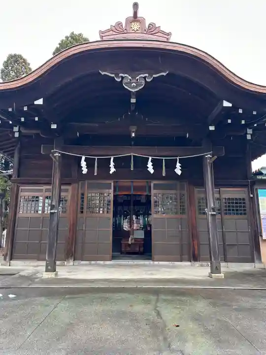 越中白山総社の本殿・本堂