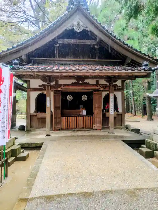 豊川閣 妙厳寺の{uncategorized: "未分類", other: "その他", undefined: "問題あり", building: "その他建物", grave: "お墓", sacred_gate: "鳥居", guardian: "狛犬", statue: "像", buddha: "仏像", history: "歴史", nature: "自然", garden: "庭園", animal: "動物", pagoda: "塔", temizu: "手水舎", mountain_gate: "山門・神門", sanctuary: "本殿・本堂", subordinate: "末社・摂社", art: "芸術", scenery: "景色", jizo: "地蔵", ema: "絵馬", goshuin: "御朱印", omikuji: "おみくじ", items: "授与品その他", amulet: "お守り", goshuincho: "御朱印帳", eats: "食事", festival: "お祭り", votive_dance: "神楽", shichigosan: "七五三参", wedding: "結婚式", experience: "体験その他", initially: "初詣", around: "周辺", anti_infection: "感染症対策"}
