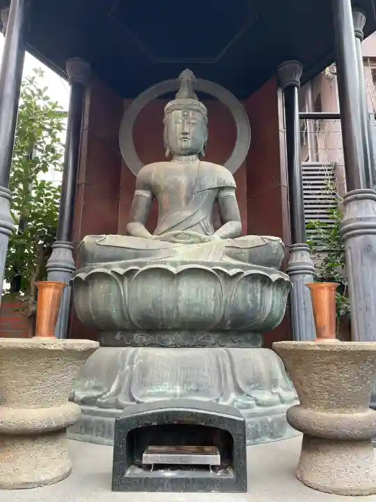 法真寺の{uncategorized: "未分類", other: "その他", undefined: "問題あり", building: "その他建物", grave: "お墓", sacred_gate: "鳥居", guardian: "狛犬", statue: "像", buddha: "仏像", history: "歴史", nature: "自然", garden: "庭園", animal: "動物", pagoda: "塔", temizu: "手水舎", mountain_gate: "山門・神門", sanctuary: "本殿・本堂", subordinate: "末社・摂社", art: "芸術", scenery: "景色", jizo: "地蔵", ema: "絵馬", goshuin: "御朱印", omikuji: "おみくじ", items: "授与品その他", amulet: "お守り", goshuincho: "御朱印帳", eats: "食事", festival: "お祭り", votive_dance: "神楽", shichigosan: "七五三参", wedding: "結婚式", experience: "体験その他", initially: "初詣", around: "周辺", anti_infection: "感染症対策"}