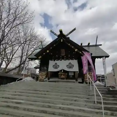 札幌諏訪神社の本殿・本堂