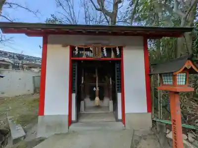 服部住吉神社の{uncategorized: "未分類", other: "その他", undefined: "問題あり", building: "その他建物", grave: "お墓", sacred_gate: "鳥居", guardian: "狛犬", statue: "像", buddha: "仏像", history: "歴史", nature: "自然", garden: "庭園", animal: "動物", pagoda: "塔", temizu: "手水舎", mountain_gate: "山門・神門", sanctuary: "本殿・本堂", subordinate: "末社・摂社", art: "芸術", scenery: "景色", jizo: "地蔵", ema: "絵馬", goshuin: "御朱印", omikuji: "おみくじ", items: "授与品その他", amulet: "お守り", goshuincho: "御朱印帳", eats: "食事", festival: "お祭り", votive_dance: "神楽", shichigosan: "七五三参", wedding: "結婚式", experience: "体験その他", initially: "初詣", around: "周辺", anti_infection: "感染症対策"}