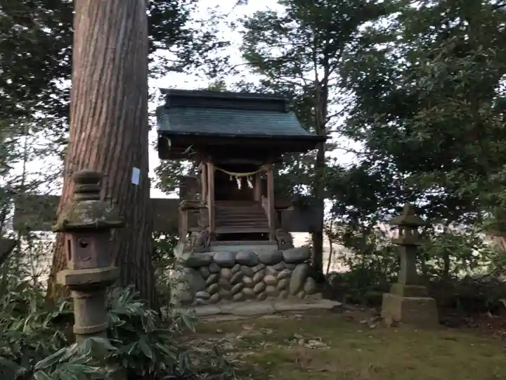 熊野神社の本殿・本堂