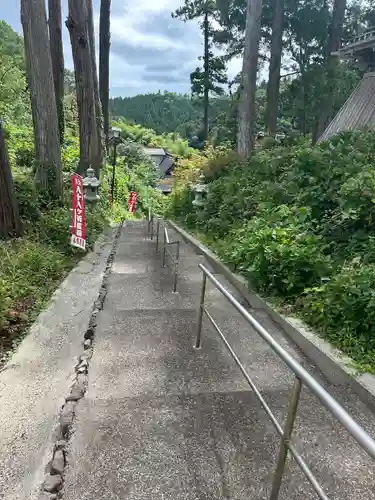 蓮華峯寺(新潟県)
