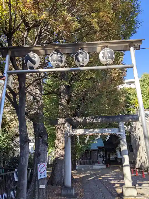 西早稲田天祖神社の鳥居