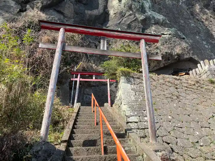 岩下火伏稲荷神社(大分県)