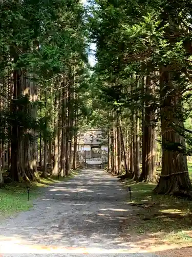 早池峰神社の建物その他