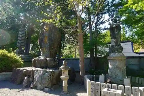 高野山大師教会の像