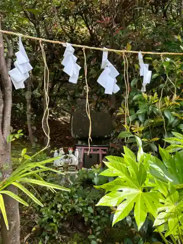 横浜御嶽神社の{uncategorized: "未分類", other: "その他", undefined: "問題あり", building: "その他建物", grave: "お墓", sacred_gate: "鳥居", guardian: "狛犬", statue: "像", buddha: "仏像", history: "歴史", nature: "自然", garden: "庭園", animal: "動物", pagoda: "塔", temizu: "手水舎", mountain_gate: "山門・神門", sanctuary: "本殿・本堂", subordinate: "末社・摂社", art: "芸術", scenery: "景色", jizo: "地蔵", ema: "絵馬", goshuin: "御朱印", omikuji: "おみくじ", items: "授与品その他", amulet: "お守り", goshuincho: "御朱印帳", eats: "食事", festival: "お祭り", votive_dance: "神楽", shichigosan: "七五三参", wedding: "結婚式", experience: "体験その他", initially: "初詣", around: "周辺", anti_infection: "感染症対策"}