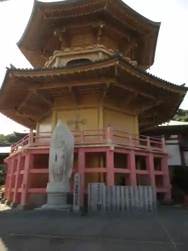 満願寺の本殿・本堂