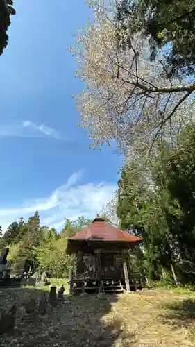 泉蔵院（鮎貝観音堂）(山形県)