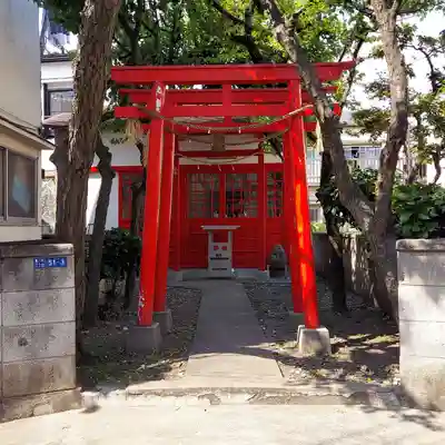 梅屋敷伏見稲荷神社の鳥居
