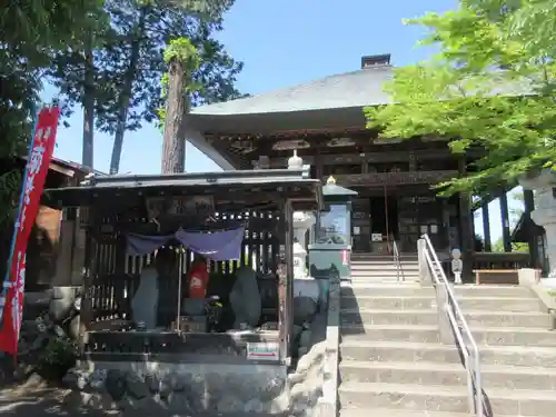 定林寺の本殿・本堂
