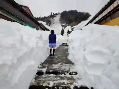 円通三匝堂(さざえ堂)の山門・神門