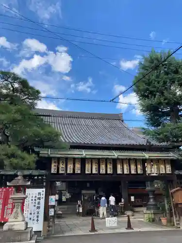 平等寺（因幡堂）の山門・神門