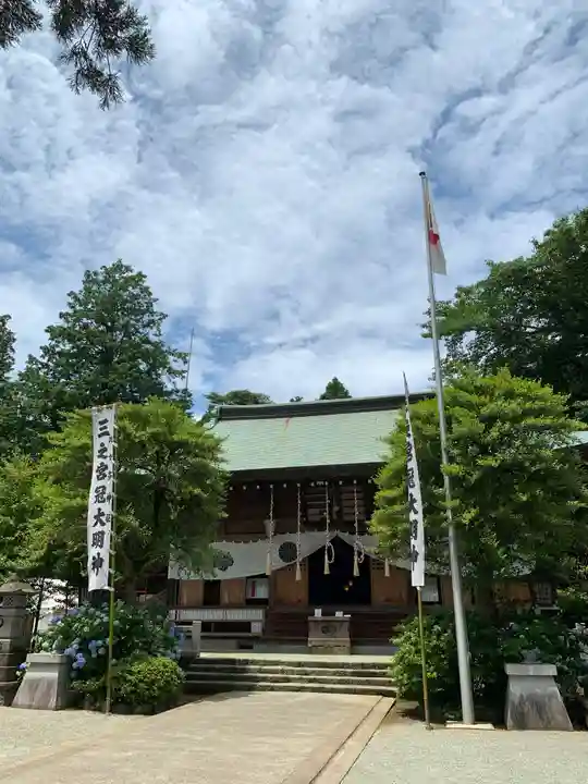 比々多神社の本殿・本堂