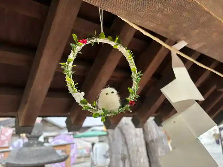 札幌諏訪神社の像