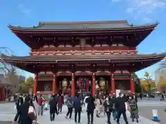 浅草寺の山門