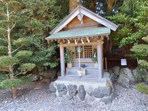 天河大辨財天社の{uncategorized: "未分類", other: "その他", undefined: "問題あり", building: "その他建物", grave: "お墓", sacred_gate: "鳥居", guardian: "狛犬", statue: "像", buddha: "仏像", history: "歴史", nature: "自然", garden: "庭園", animal: "動物", pagoda: "塔", temizu: "手水舎", mountain_gate: "山門・神門", sanctuary: "本殿・本堂", subordinate: "末社・摂社", art: "芸術", scenery: "景色", jizo: "地蔵", ema: "絵馬", goshuin: "御朱印", omikuji: "おみくじ", items: "授与品その他", amulet: "お守り", goshuincho: "御朱印帳", eats: "食事", festival: "お祭り", votive_dance: "神楽", shichigosan: "七五三参", wedding: "結婚式", experience: "体験その他", initially: "初詣", around: "周辺", anti_infection: "感染症対策"}