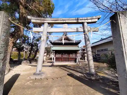 六所社（三ツ井）の鳥居
