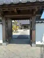 明観寺の山門・神門