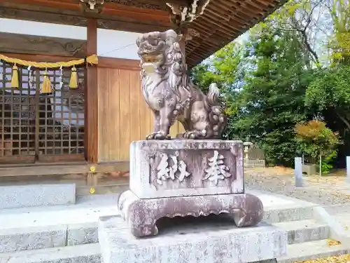 神明社（岩滑新田神明社）の狛犬