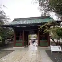 高徳院の山門・神門