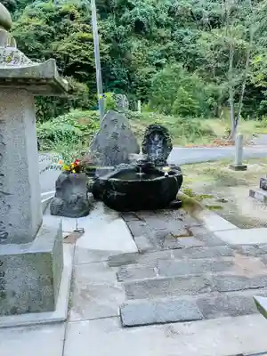 妙龍神社の手水舎