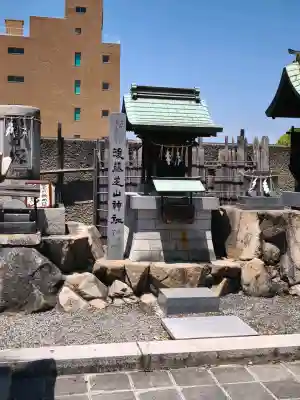 中野天満神社の{uncategorized: "未分類", other: "その他", undefined: "問題あり", building: "その他建物", grave: "お墓", sacred_gate: "鳥居", guardian: "狛犬", statue: "像", buddha: "仏像", history: "歴史", nature: "自然", garden: "庭園", animal: "動物", pagoda: "塔", temizu: "手水舎", mountain_gate: "山門・神門", sanctuary: "本殿・本堂", subordinate: "末社・摂社", art: "芸術", scenery: "景色", jizo: "地蔵", ema: "絵馬", goshuin: "御朱印", omikuji: "おみくじ", items: "授与品その他", amulet: "お守り", goshuincho: "御朱印帳", eats: "食事", festival: "お祭り", votive_dance: "神楽", shichigosan: "七五三参", wedding: "結婚式", experience: "体験その他", initially: "初詣", around: "周辺", anti_infection: "感染症対策"}