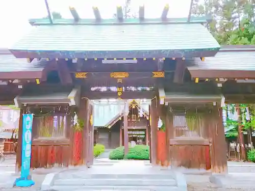 琴似神社の山門・神門