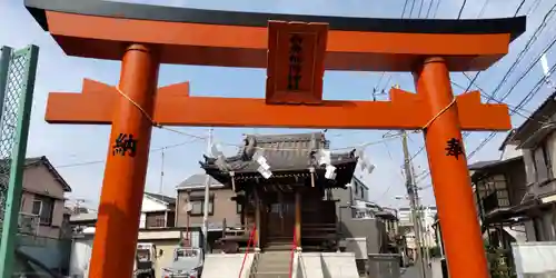 白魚稲荷神社の鳥居