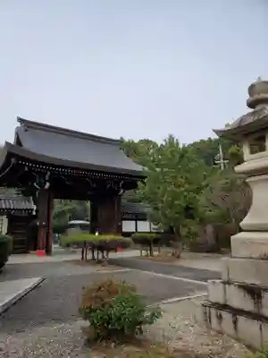 京都乃木神社の山門・神門