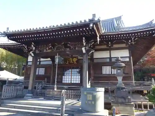 妙蓮寺の本殿・本堂