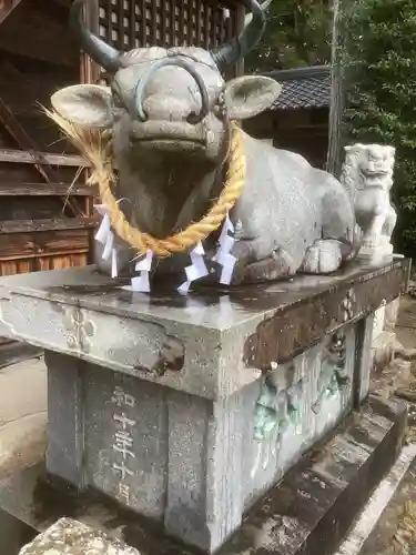 太部古天神社の像