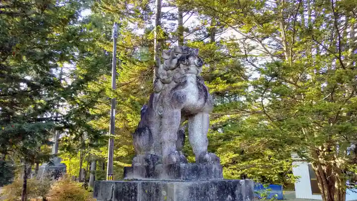 鹿追神社の狛犬