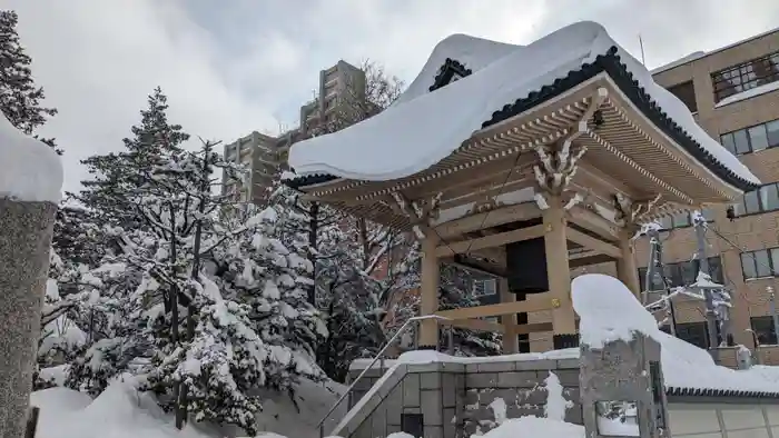 新善光寺の建物その他