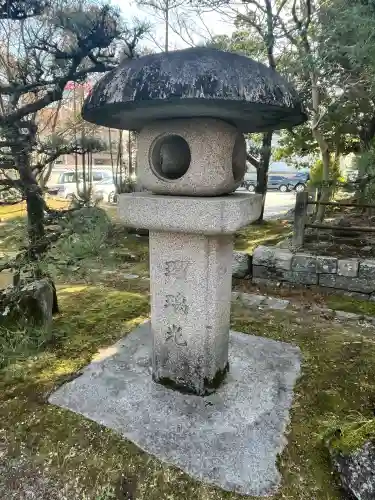 伊勢の国 四天王寺の{uncategorized: "未分類", other: "その他", undefined: "問題あり", building: "その他建物", grave: "お墓", sacred_gate: "鳥居", guardian: "狛犬", statue: "像", buddha: "仏像", history: "歴史", nature: "自然", garden: "庭園", animal: "動物", pagoda: "塔", temizu: "手水舎", mountain_gate: "山門・神門", sanctuary: "本殿・本堂", subordinate: "末社・摂社", art: "芸術", scenery: "景色", jizo: "地蔵", ema: "絵馬", goshuin: "御朱印", omikuji: "おみくじ", items: "授与品その他", amulet: "お守り", goshuincho: "御朱印帳", eats: "食事", festival: "お祭り", votive_dance: "神楽", shichigosan: "七五三参", wedding: "結婚式", experience: "体験その他", initially: "初詣", around: "周辺", anti_infection: "感染症対策"}