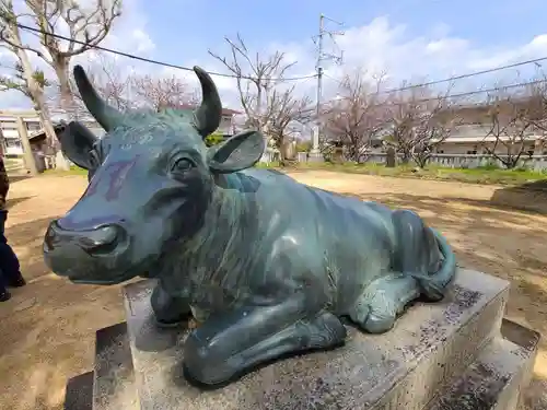 梶返天満宮の建物その他