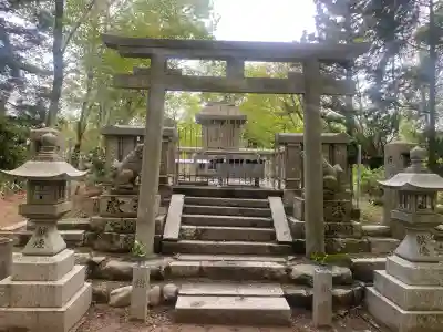 高龗神社の{uncategorized: "未分類", other: "その他", undefined: "問題あり", building: "その他建物", grave: "お墓", sacred_gate: "鳥居", guardian: "狛犬", statue: "像", buddha: "仏像", history: "歴史", nature: "自然", garden: "庭園", animal: "動物", pagoda: "塔", temizu: "手水舎", mountain_gate: "山門・神門", sanctuary: "本殿・本堂", subordinate: "末社・摂社", art: "芸術", scenery: "景色", jizo: "地蔵", ema: "絵馬", goshuin: "御朱印", omikuji: "おみくじ", items: "授与品その他", amulet: "お守り", goshuincho: "御朱印帳", eats: "食事", festival: "お祭り", votive_dance: "神楽", shichigosan: "七五三参", wedding: "結婚式", experience: "体験その他", initially: "初詣", around: "周辺", anti_infection: "感染症対策"}
