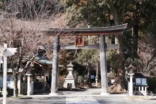 高麗神社の{uncategorized: "未分類", other: "その他", undefined: "問題あり", building: "その他建物", grave: "お墓", sacred_gate: "鳥居", guardian: "狛犬", statue: "像", buddha: "仏像", history: "歴史", nature: "自然", garden: "庭園", animal: "動物", pagoda: "塔", temizu: "手水舎", mountain_gate: "山門・神門", sanctuary: "本殿・本堂", subordinate: "末社・摂社", art: "芸術", scenery: "景色", jizo: "地蔵", ema: "絵馬", goshuin: "御朱印", omikuji: "おみくじ", items: "授与品その他", amulet: "お守り", goshuincho: "御朱印帳", eats: "食事", festival: "お祭り", votive_dance: "神楽", shichigosan: "七五三参", wedding: "結婚式", experience: "体験その他", initially: "初詣", around: "周辺", anti_infection: "感染症対策"}