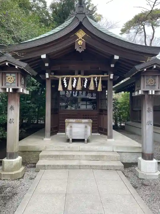 寒川神社の{uncategorized: "未分類", other: "その他", undefined: "問題あり", building: "その他建物", grave: "お墓", sacred_gate: "鳥居", guardian: "狛犬", statue: "像", buddha: "仏像", history: "歴史", nature: "自然", garden: "庭園", animal: "動物", pagoda: "塔", temizu: "手水舎", mountain_gate: "山門・神門", sanctuary: "本殿・本堂", subordinate: "末社・摂社", art: "芸術", scenery: "景色", jizo: "地蔵", ema: "絵馬", goshuin: "御朱印", omikuji: "おみくじ", items: "授与品その他", amulet: "お守り", goshuincho: "御朱印帳", eats: "食事", festival: "お祭り", votive_dance: "神楽", shichigosan: "七五三参", wedding: "結婚式", experience: "体験その他", initially: "初詣", around: "周辺", anti_infection: "感染症対策"}