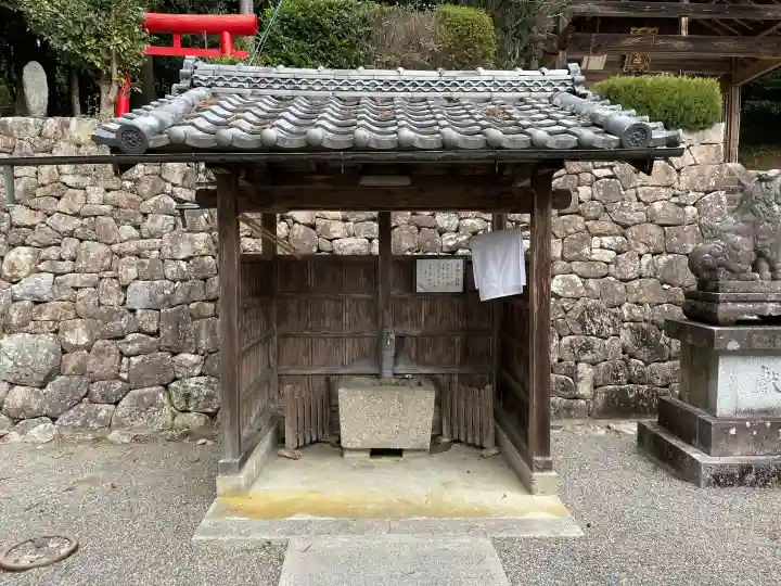 八坂神社の{uncategorized: "未分類", other: "その他", undefined: "問題あり", building: "その他建物", grave: "お墓", sacred_gate: "鳥居", guardian: "狛犬", statue: "像", buddha: "仏像", history: "歴史", nature: "自然", garden: "庭園", animal: "動物", pagoda: "塔", temizu: "手水舎", mountain_gate: "山門・神門", sanctuary: "本殿・本堂", subordinate: "末社・摂社", art: "芸術", scenery: "景色", jizo: "地蔵", ema: "絵馬", goshuin: "御朱印", omikuji: "おみくじ", items: "授与品その他", amulet: "お守り", goshuincho: "御朱印帳", eats: "食事", festival: "お祭り", votive_dance: "神楽", shichigosan: "七五三参", wedding: "結婚式", experience: "体験その他", initially: "初詣", around: "周辺", anti_infection: "感染症対策"}