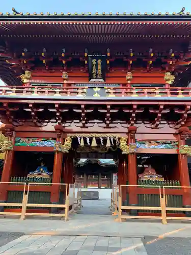 静岡浅間神社の山門・神門