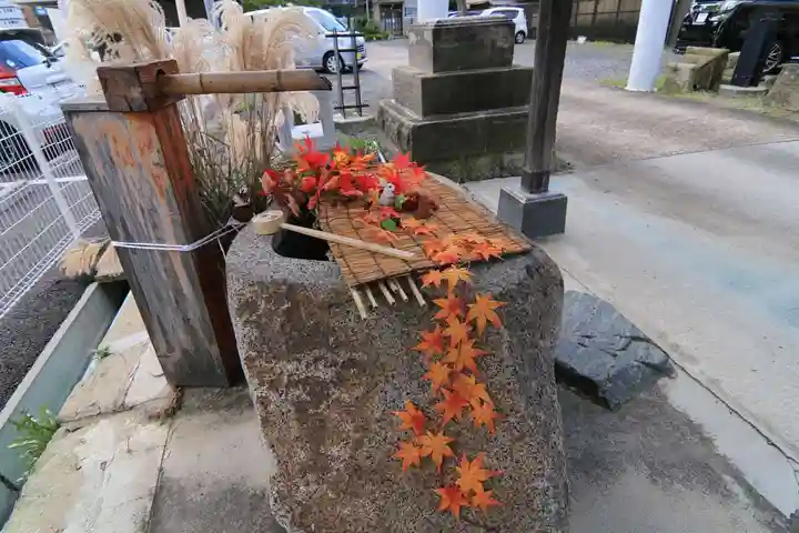 阿邪訶根神社の手水舎