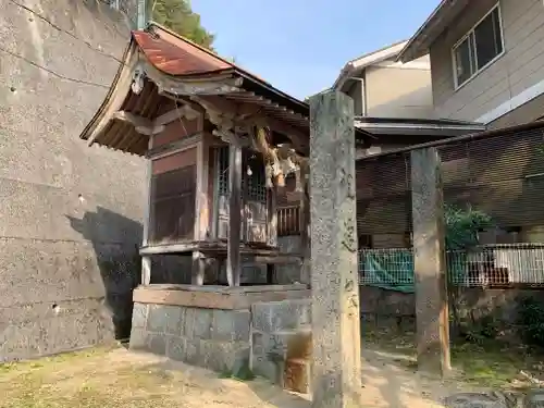 神社(名称不明)の本殿