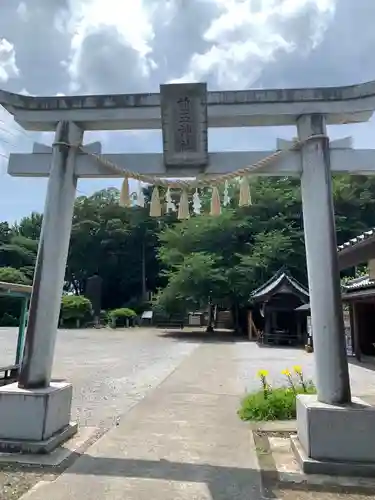 前玉神社の鳥居