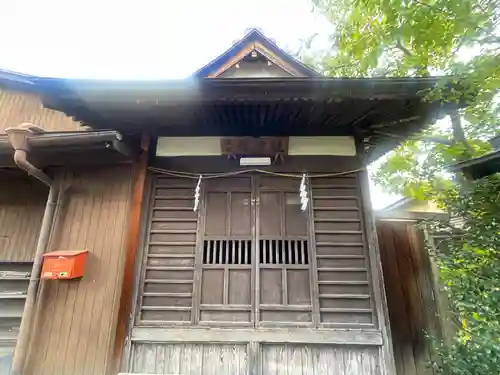 深田開運稲荷社(長野県)