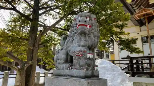 豊平神社の狛犬