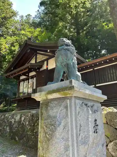 諏訪大社下社春宮(長野県)